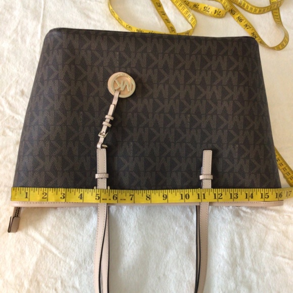 100% Autenthic Michael Kors Jet Set Medium Tote - Picture 7 of 15